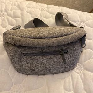 Dagne Dover fannypack
